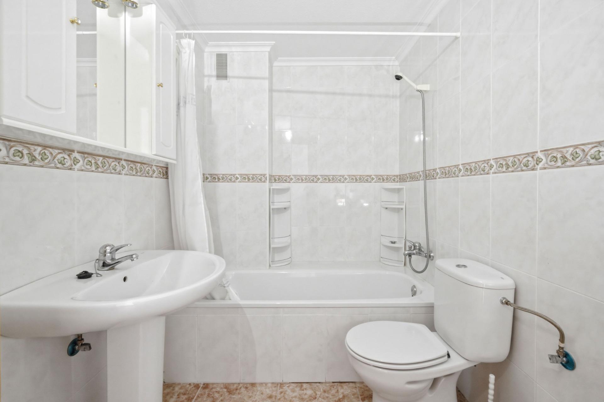 Master bedroom in apartment for sale in Torrevieja