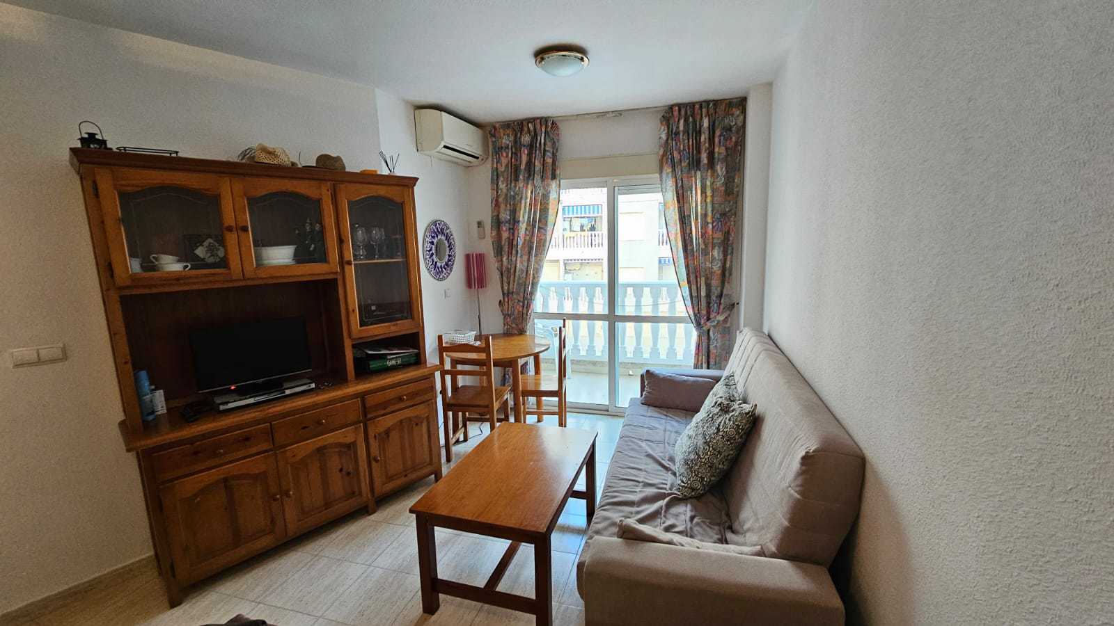 Apartment for sale in Torrevieja on La Loma Street