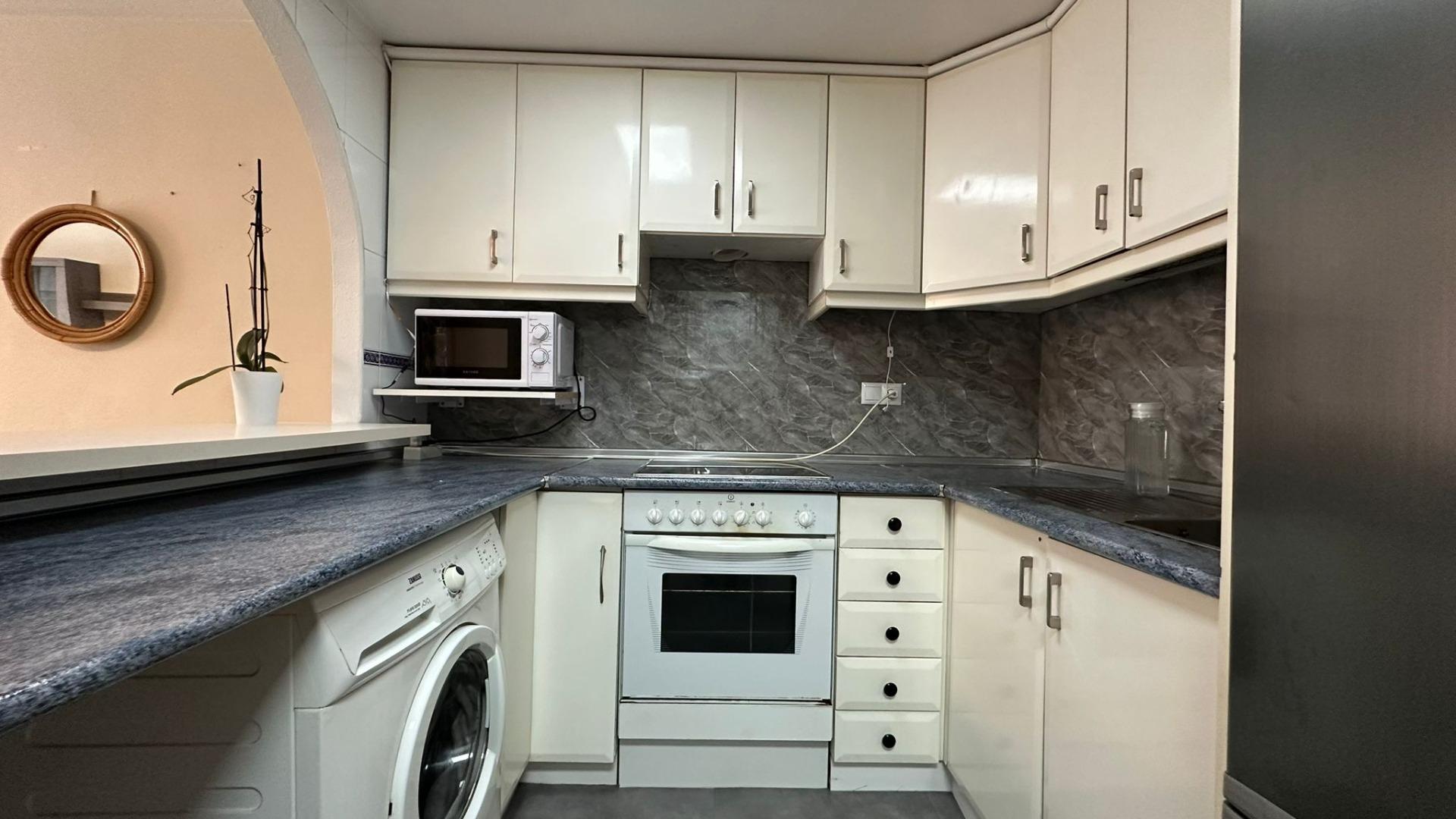 Kitchen in apartment for sale in Torrevieja