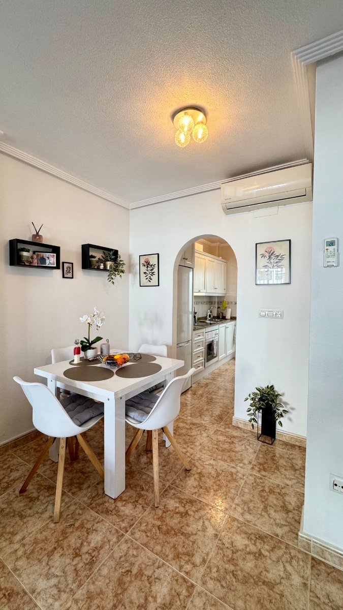 Garden in apartment for sale in Orihuela Costa