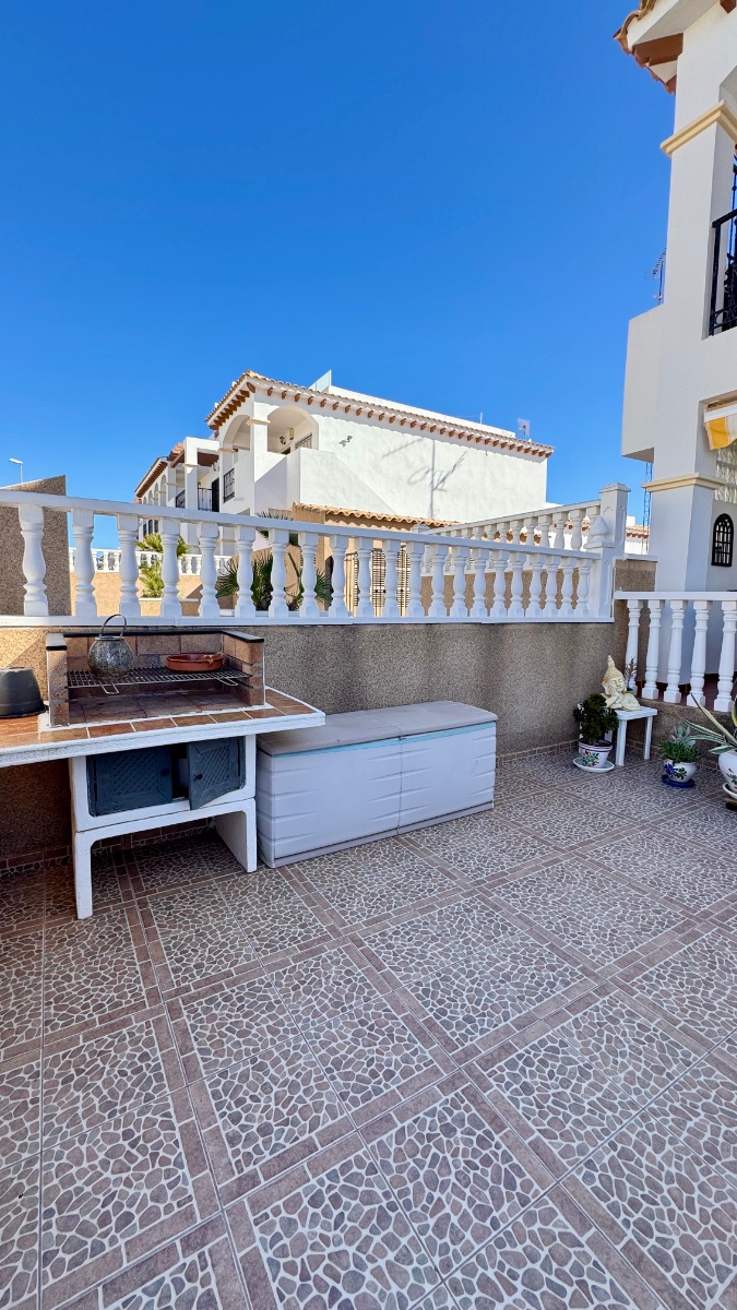 Dining area in apartment for sale in Orihuela Costa