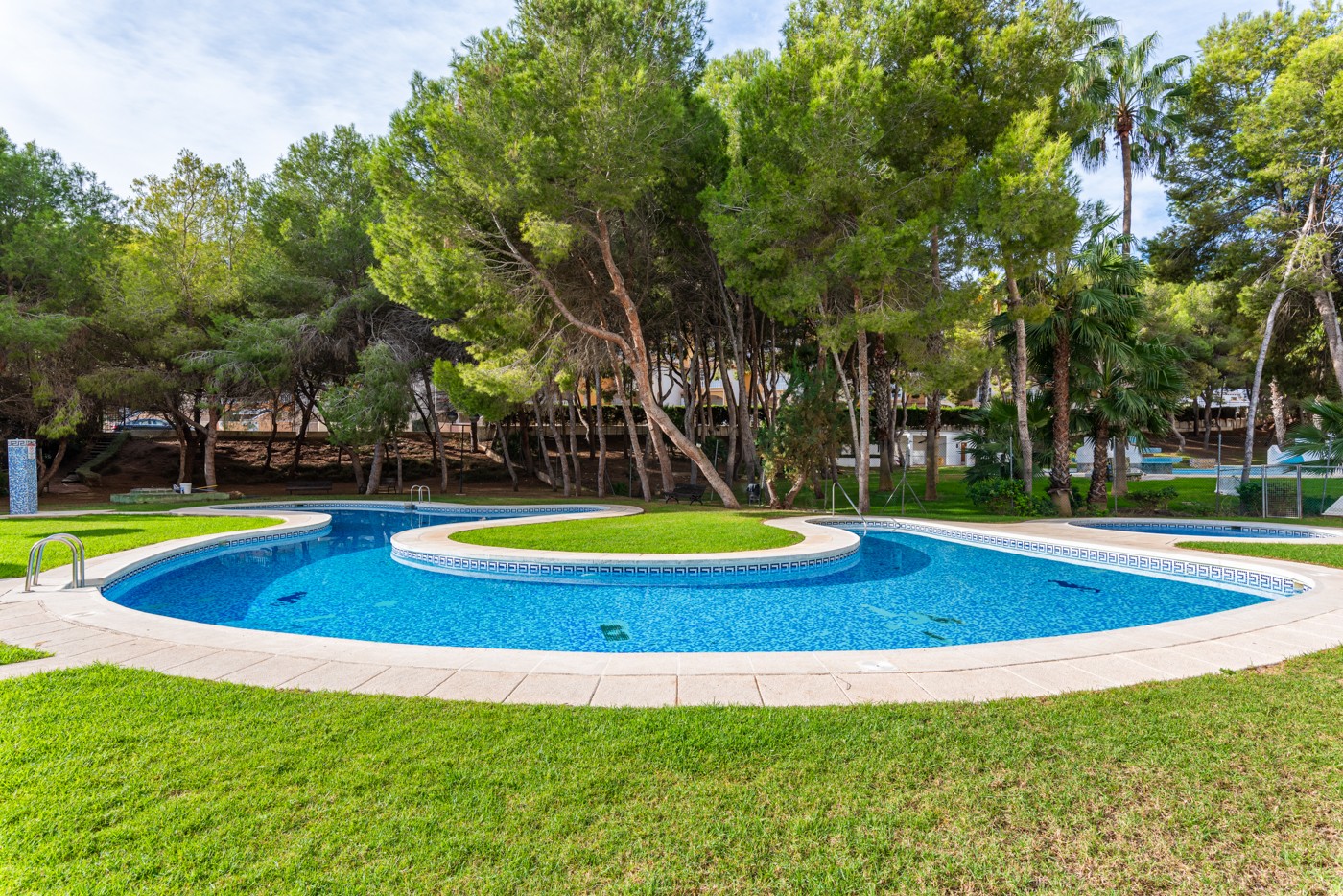 Bedroom in apartment for sale in Orihuela Costa