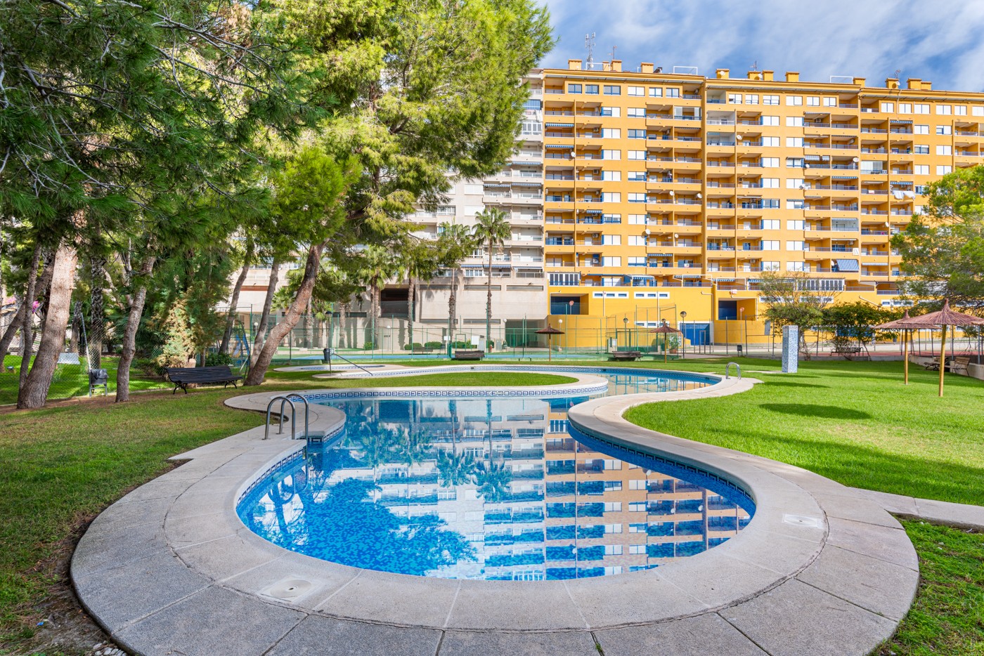 Living room in apartment for sale in Orihuela Costa