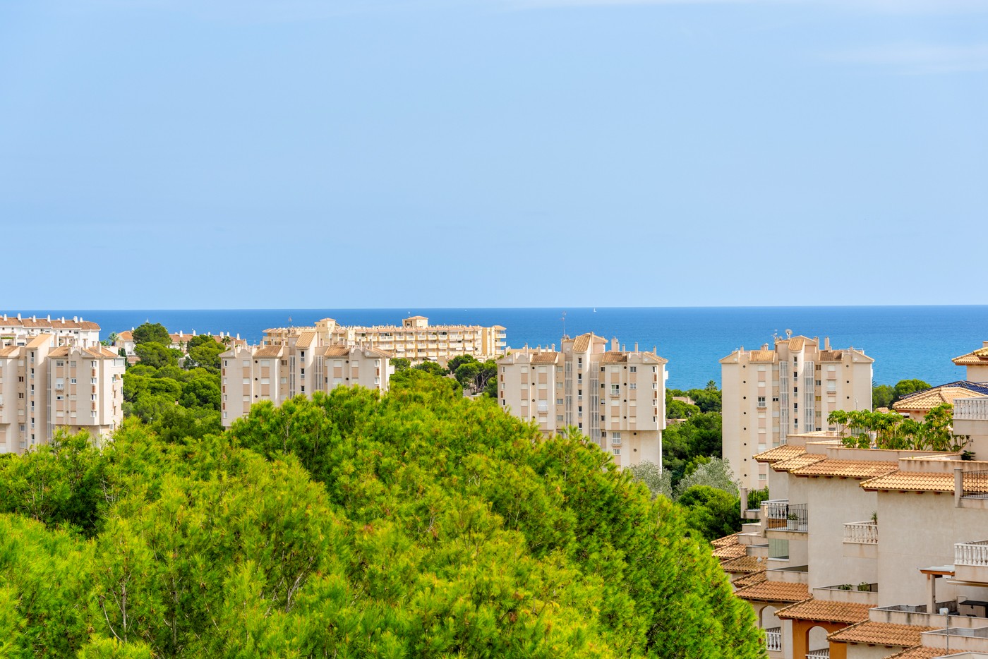 Dining area in apartment for sale in Orihuela Costa