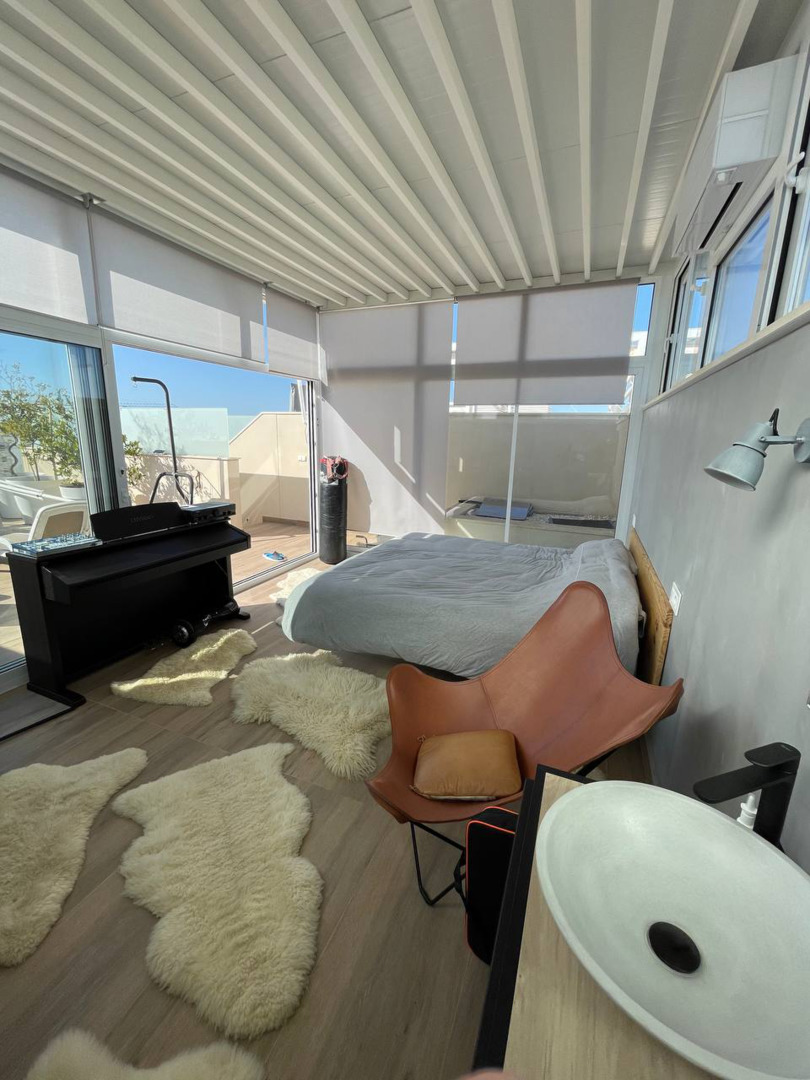 Garden in apartment for sale in Orihuela Costa