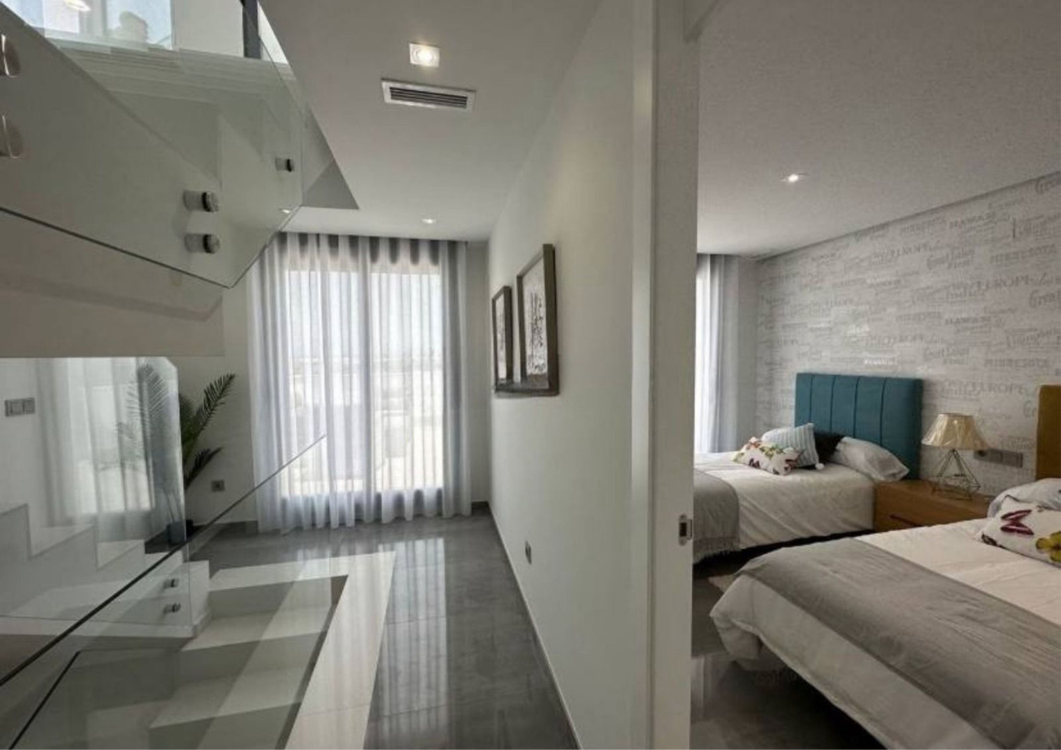 Dining area in villa for sale in Torrevieja