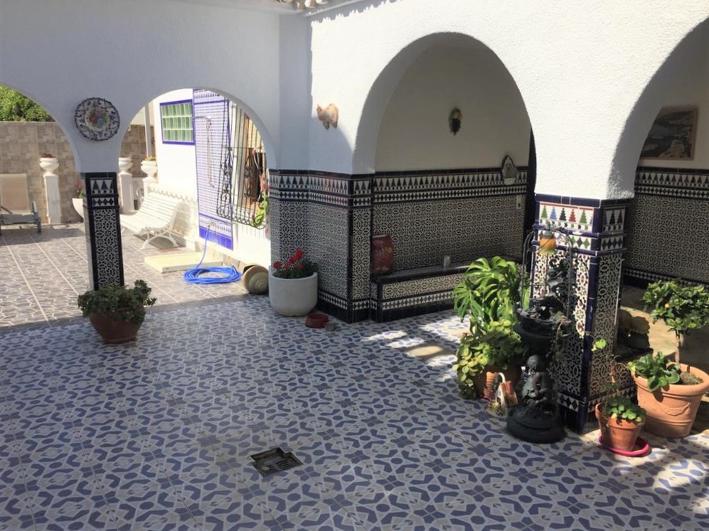Living room in villa for sale in Torrevieja