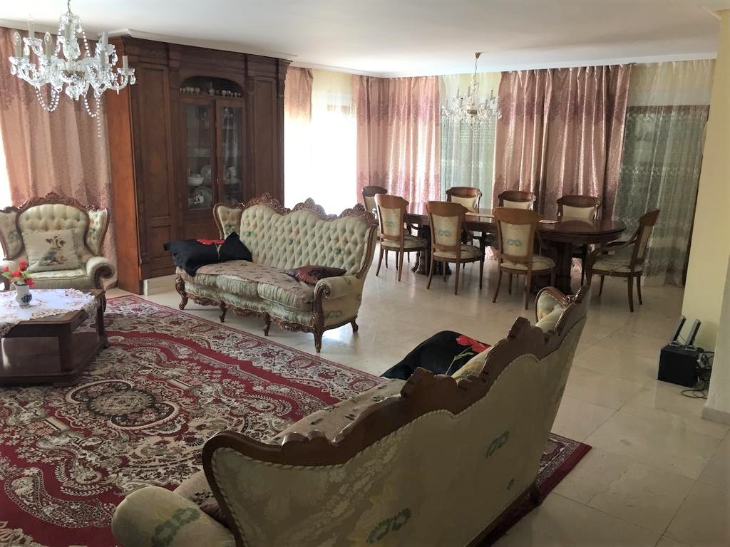 Terrace in villa for sale in Torrevieja