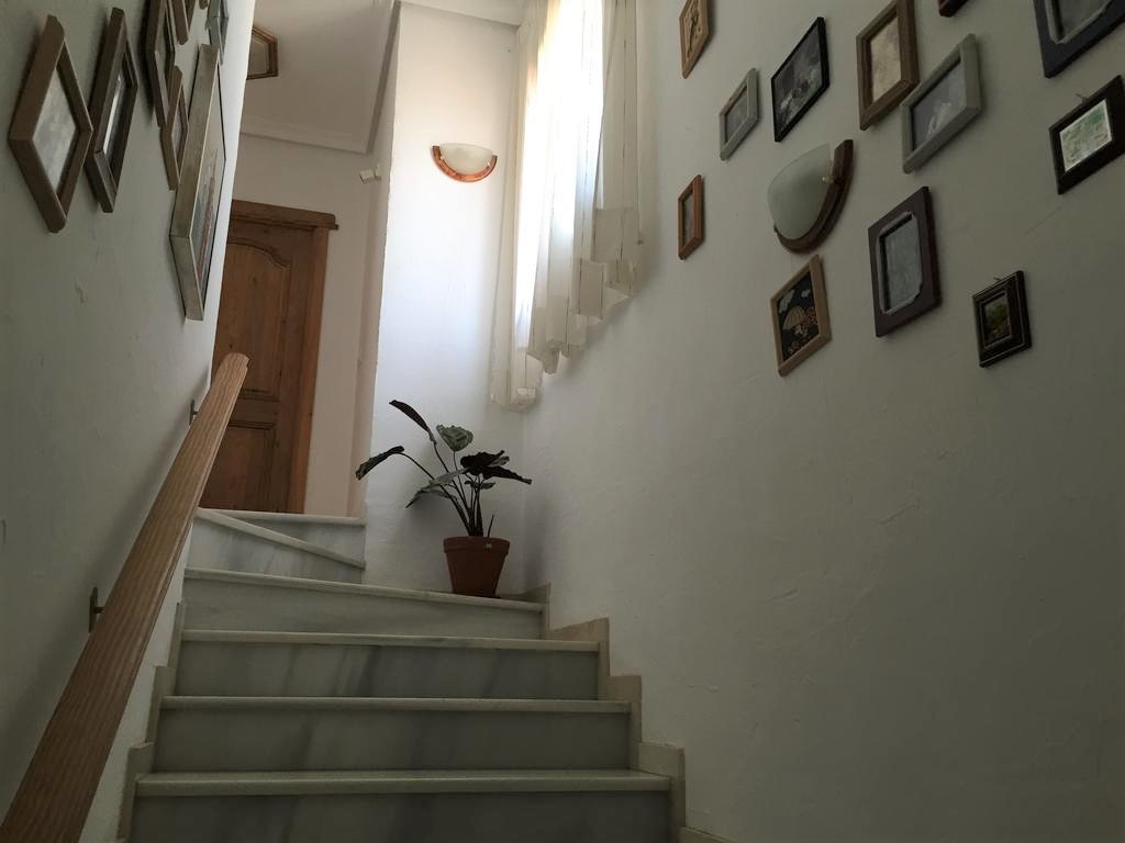 Dining area in villa for sale in Torrevieja