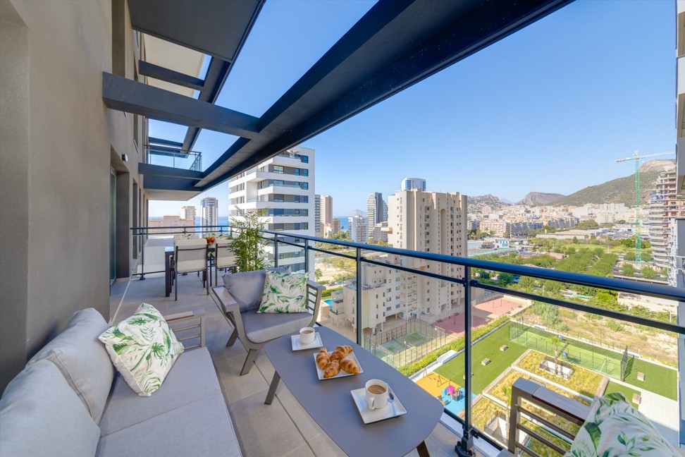 Master bedroom in apartment for sale in Calpe