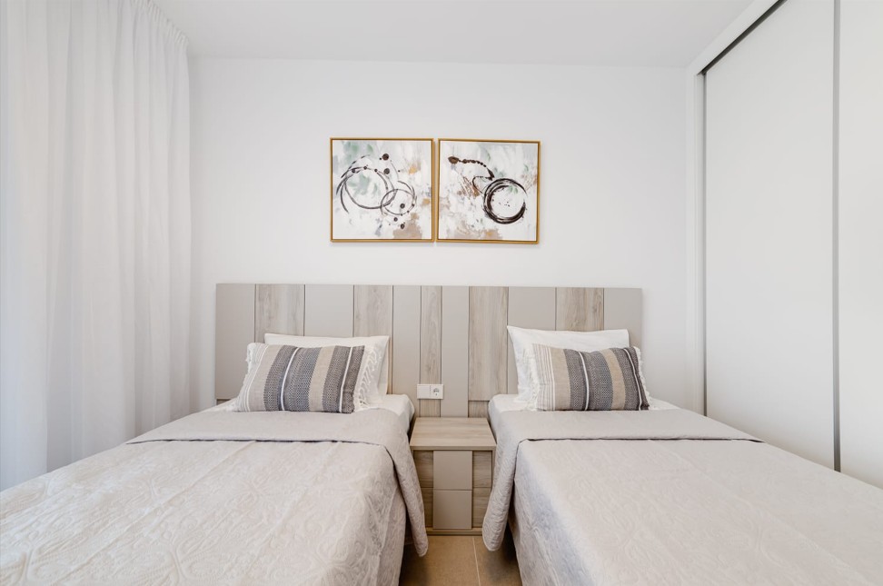 Bedroom in apartment for sale in Calpe