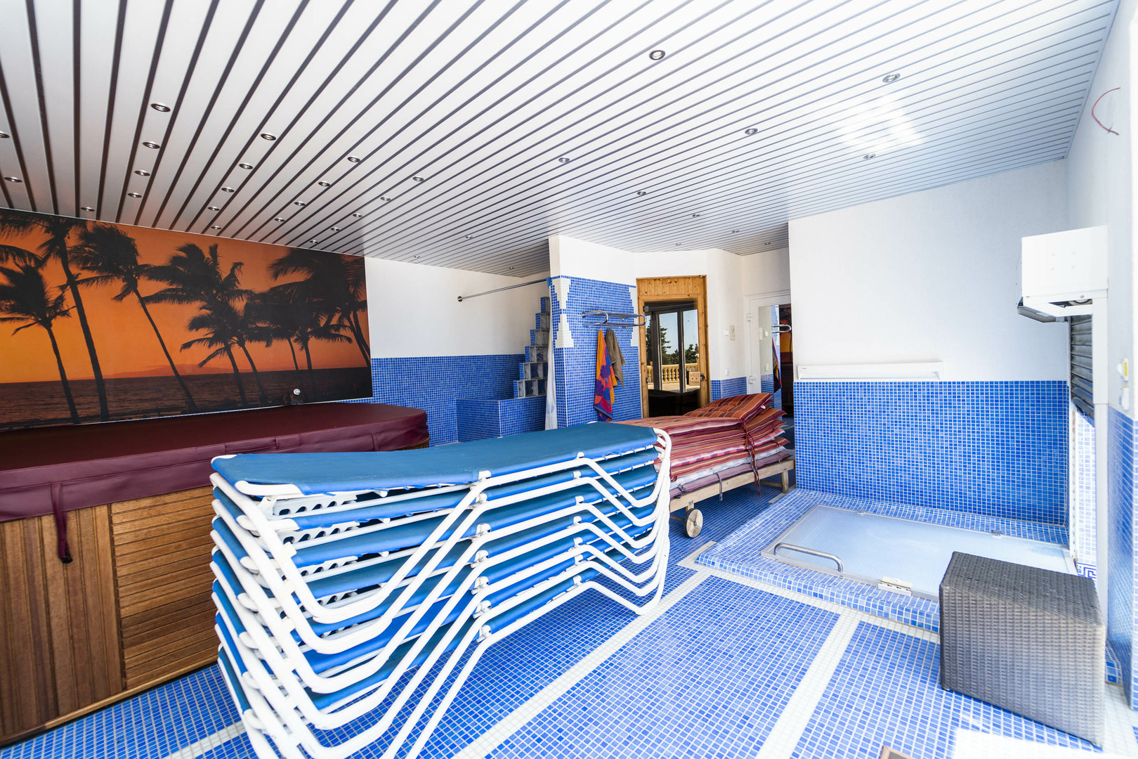 Terrace in villa for sale in Calpe