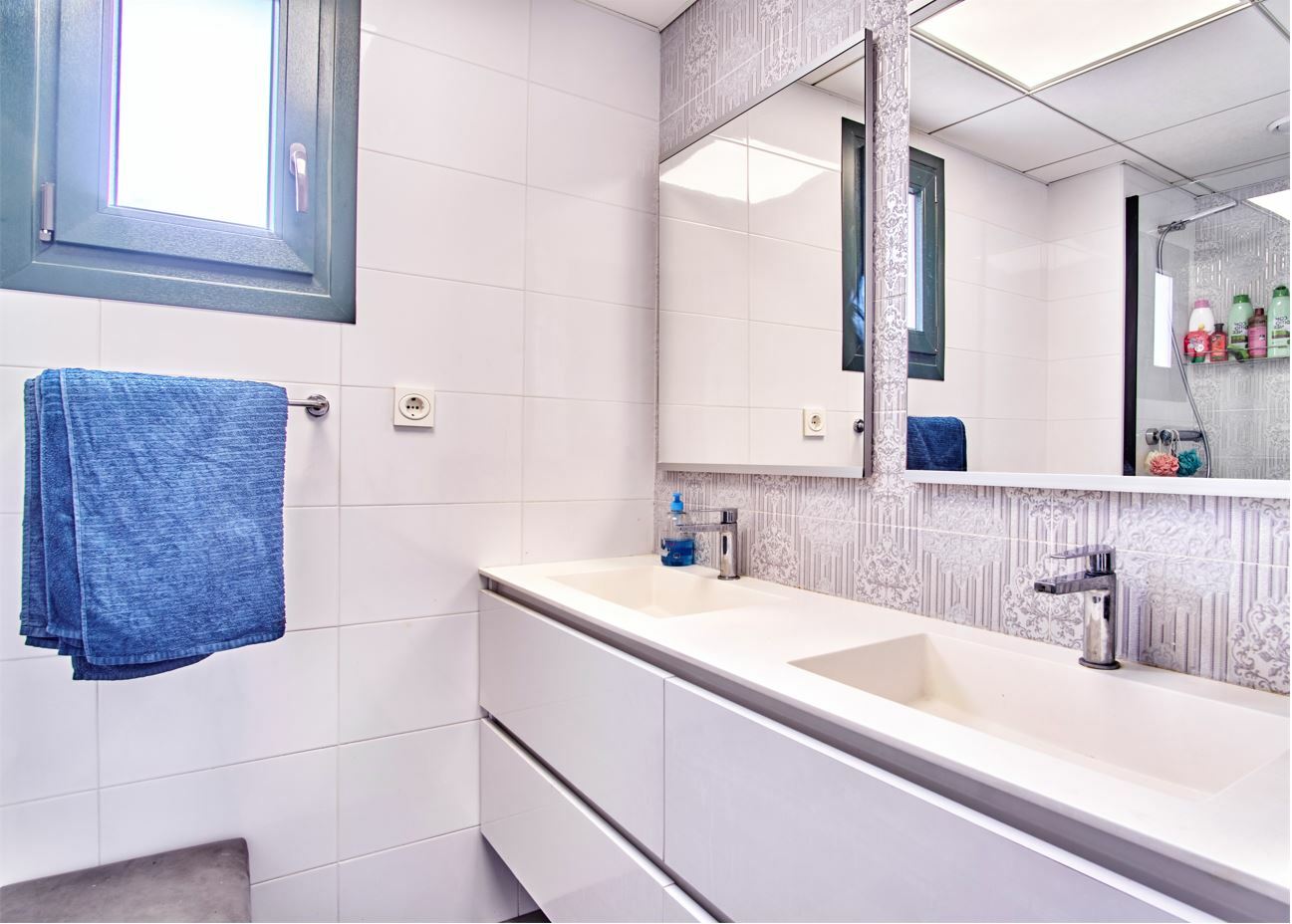Kitchen in apartment for sale in Mil Palmeras