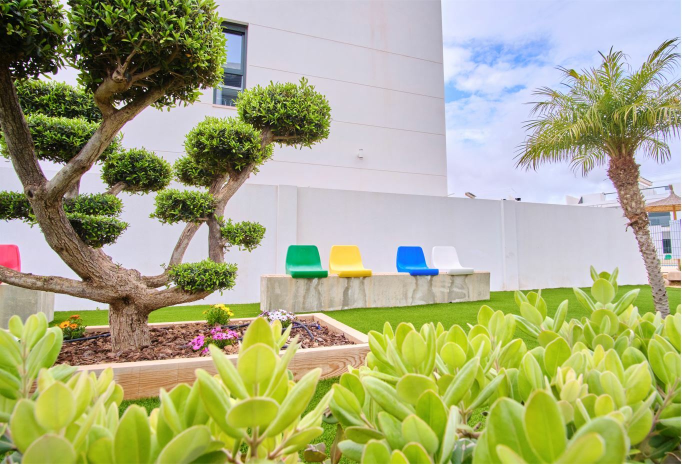 Terrace in apartment for sale in Mil Palmeras