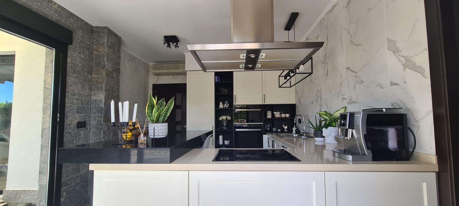 Exterior view in villa for sale in Calpe