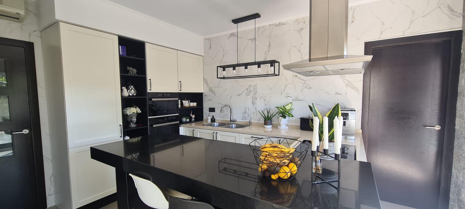 Kitchen in villa for sale in Calpe