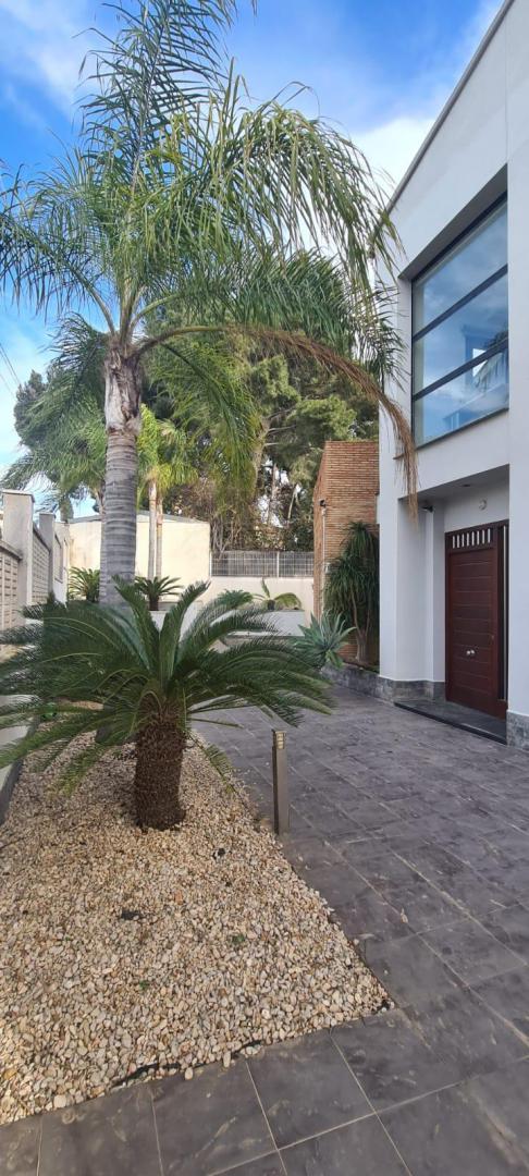 Presenting a stunning villa just 700 meters from the sea in Calpe, a popular tourist destination on