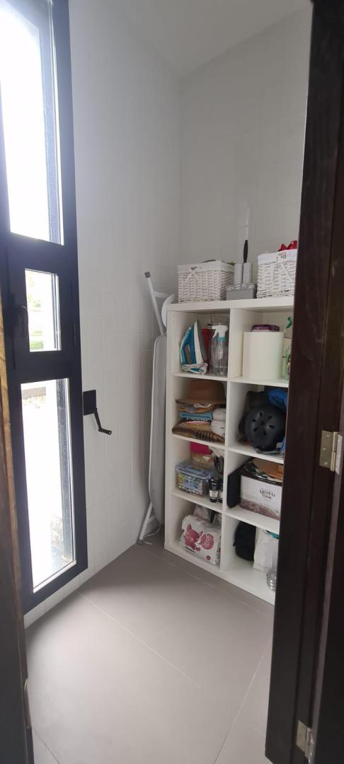 Bedroom in villa for sale in Calpe