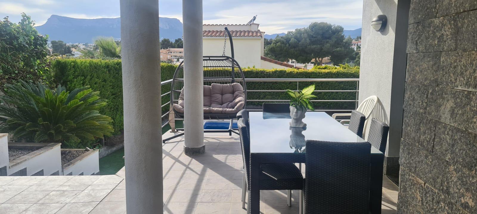 Bathroom in villa for sale in Calpe