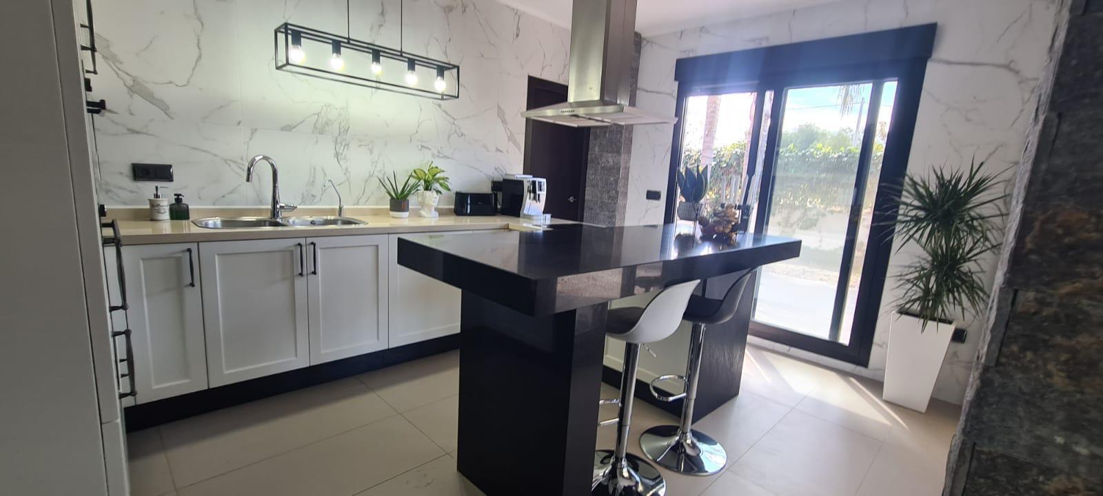 Presenting a stunning villa just 700 meters from the sea in Calpe, a popular tourist destination on