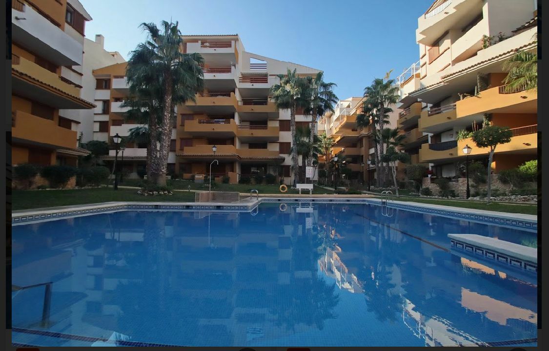 Garden in apartment for sale in Torrevieja