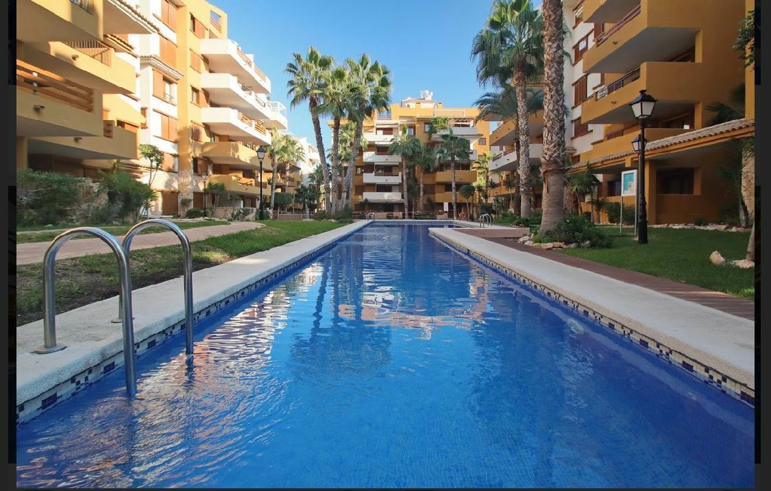 Dining area in apartment for sale in Torrevieja