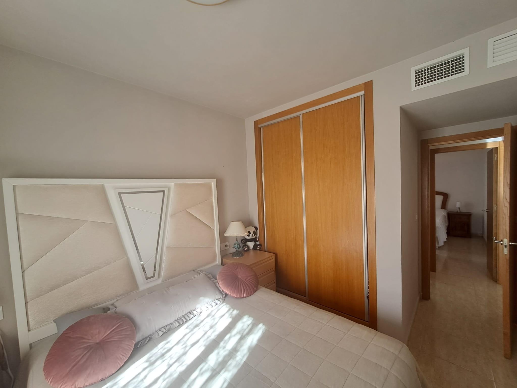 Bedroom in apartment for sale in San Pedro del Pinatar