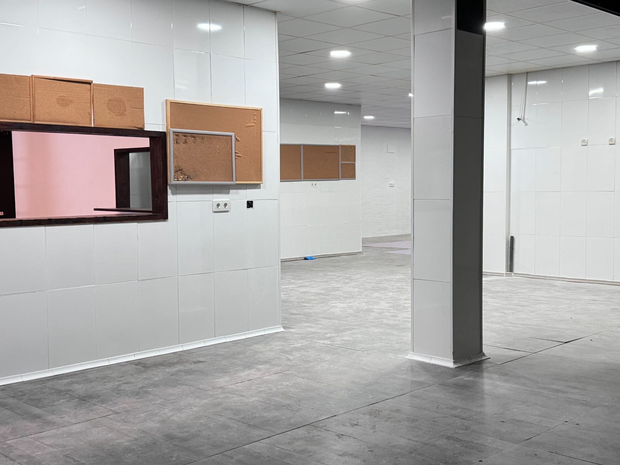 Kitchen in commercial for sale in Torrevieja