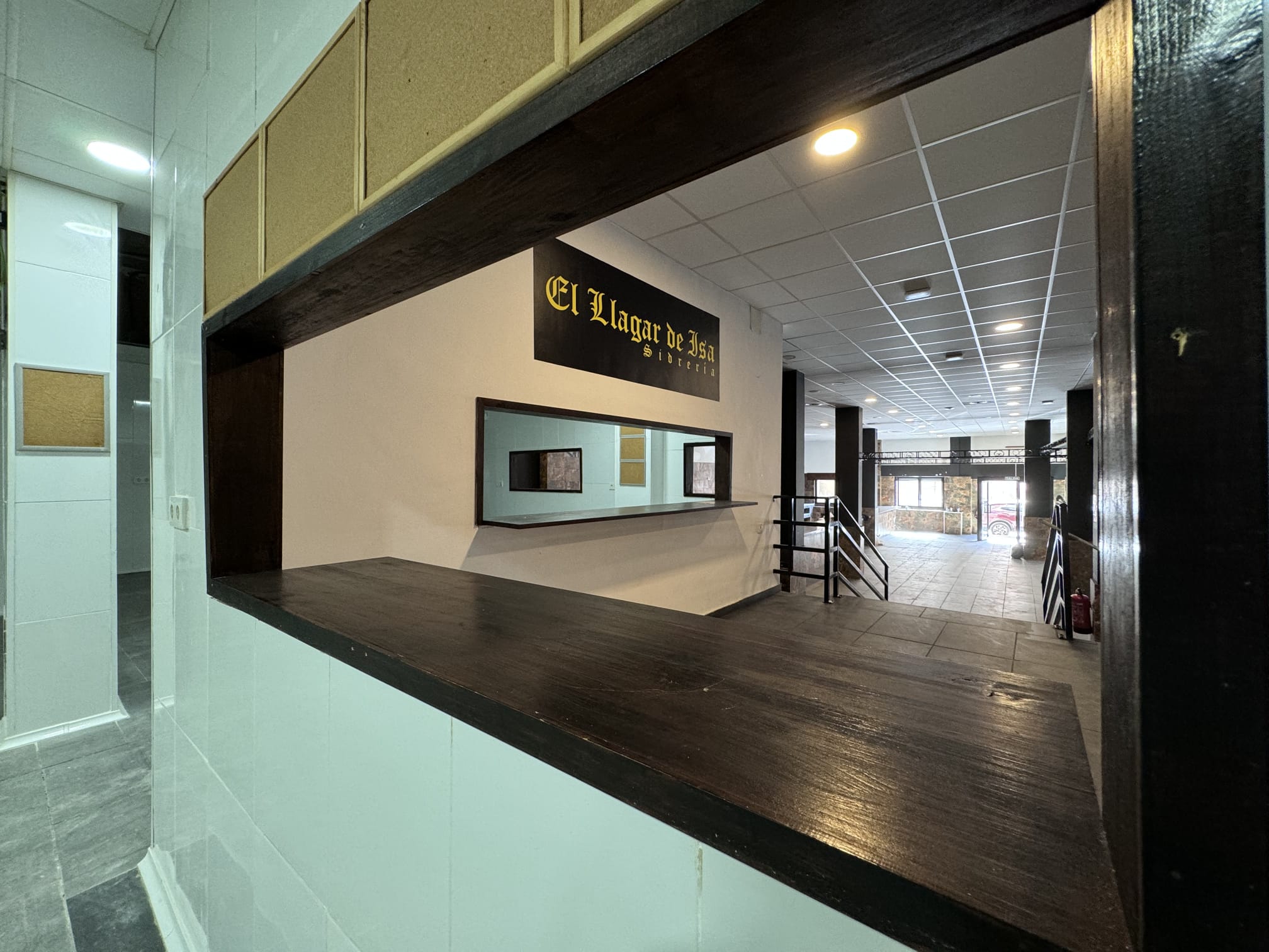 Master bedroom in commercial for sale in Torrevieja