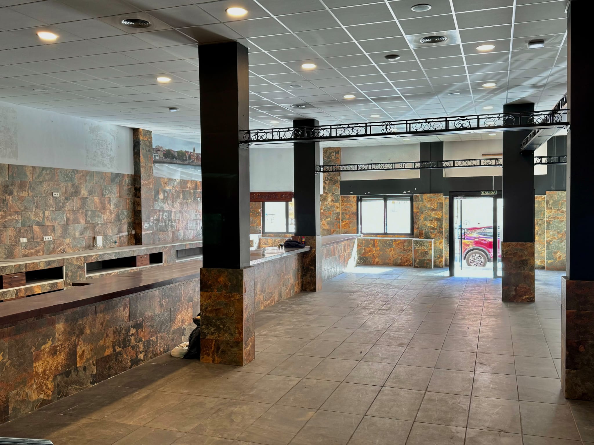 Dining area in commercial for sale in Torrevieja