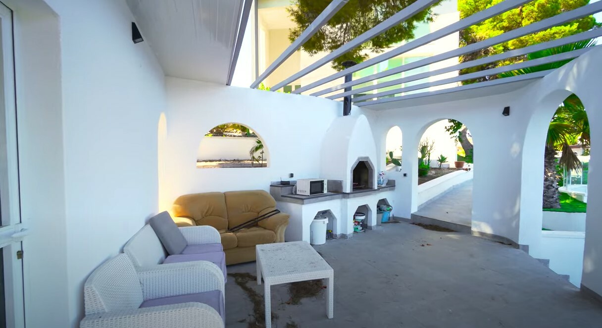 Garden in villa for sale in Torrevieja