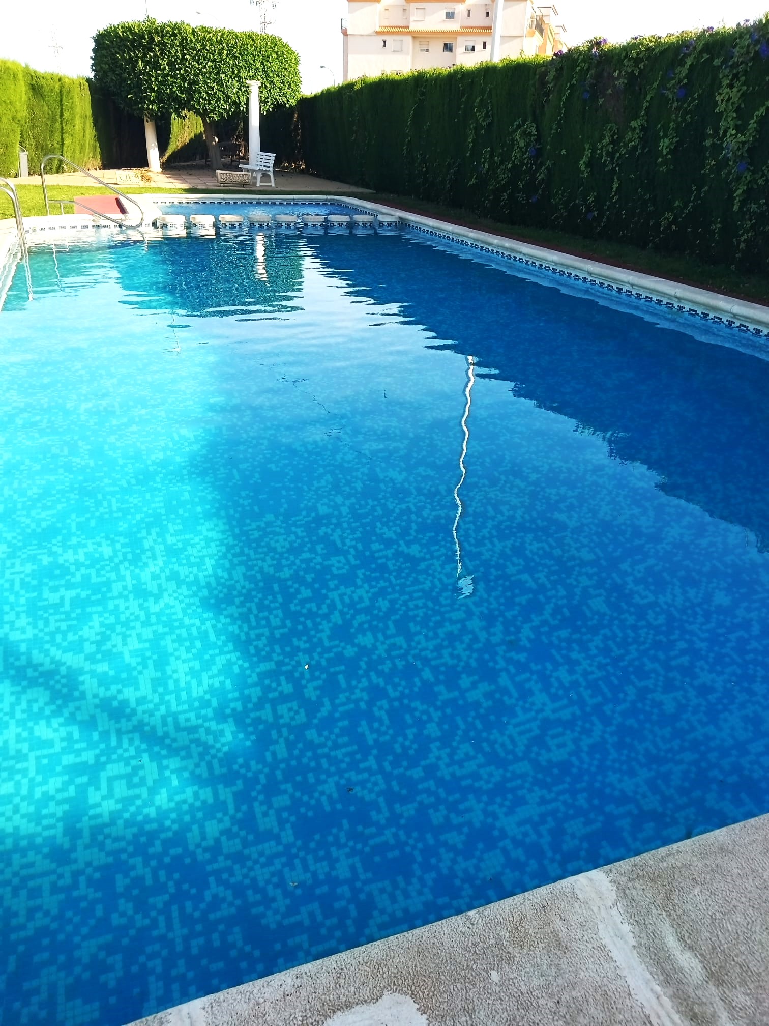 Two-bedroom townhouse with 2 bathrooms, plus an additional room that can be used at your discretion