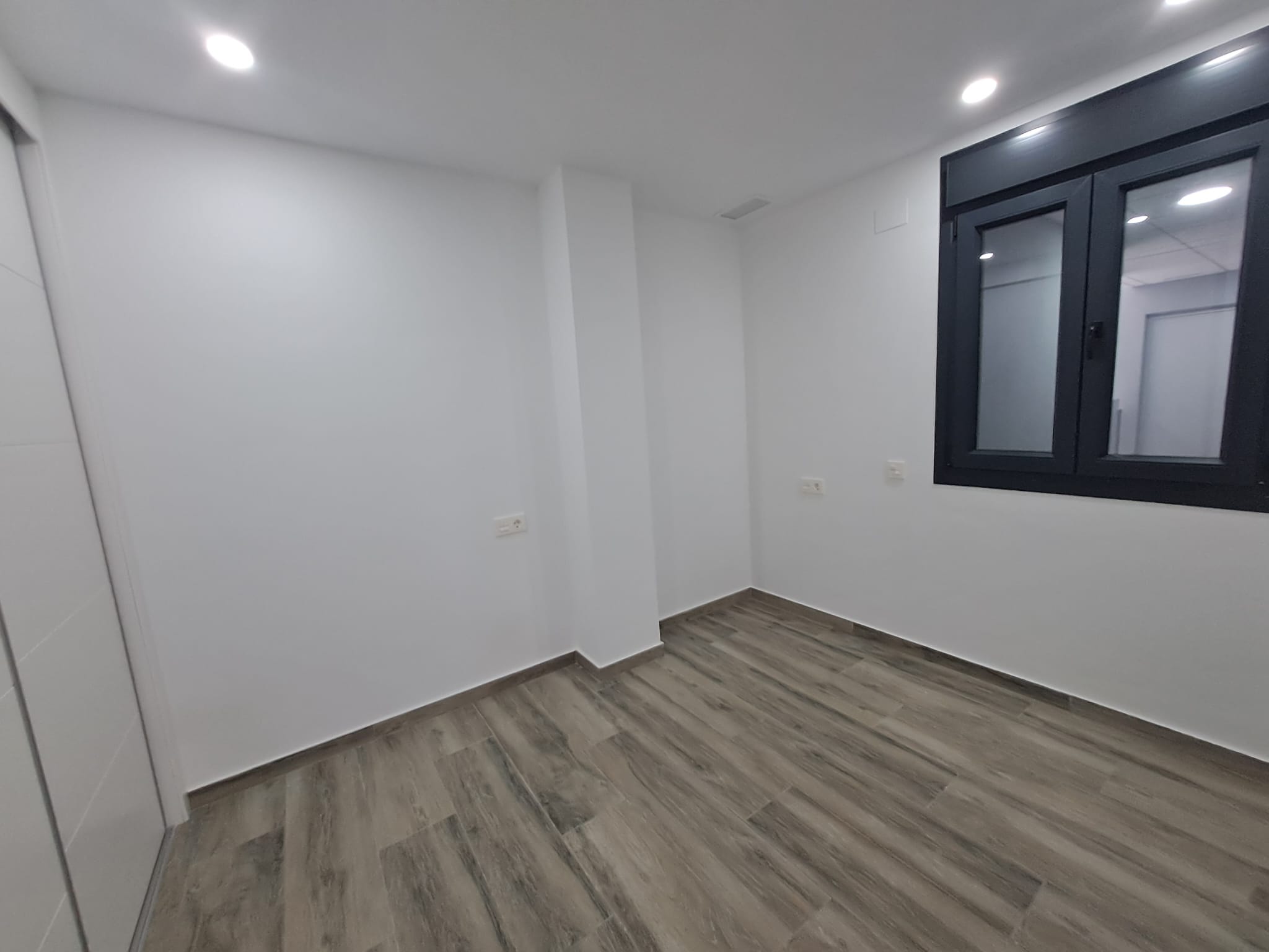 Bathroom in apartment for sale in Torrevieja