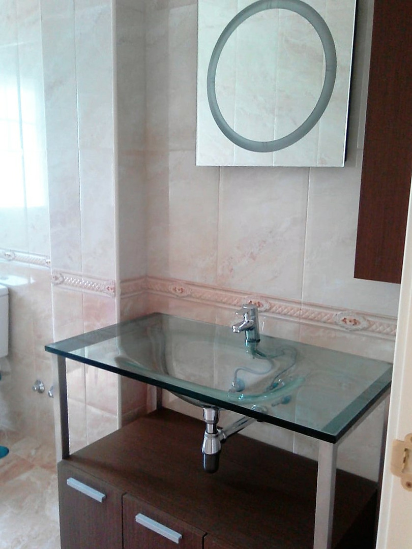Bathroom in villa for sale in Cabo Roig