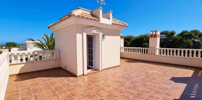 Exterior view in villa for sale in Cabo Roig
