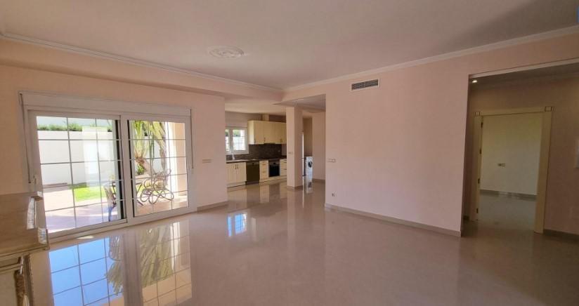 Pool area in villa for sale in Cabo Roig
