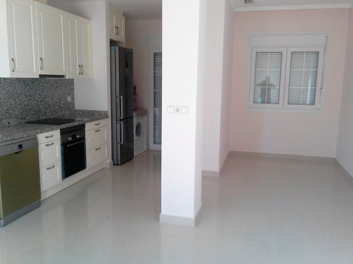Dining area in villa for sale in Cabo Roig