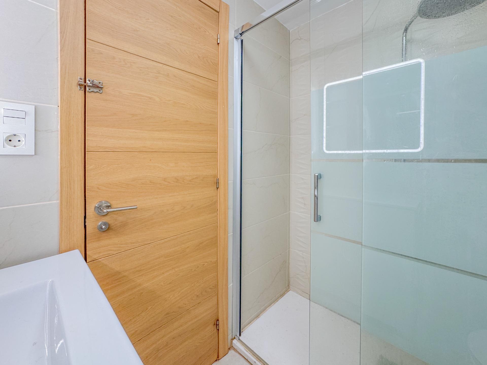 Master bedroom in apartment for sale in Torrevieja