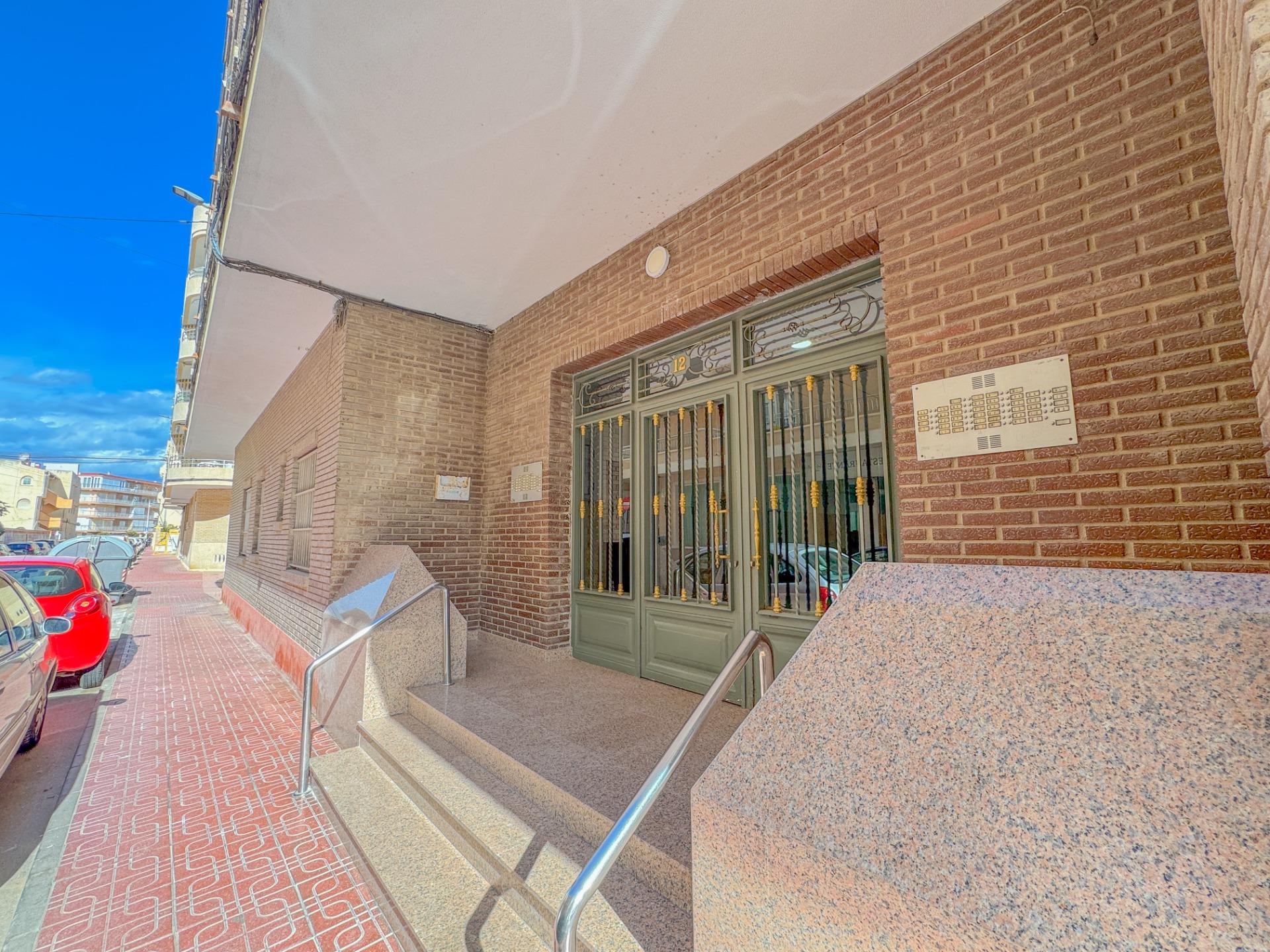 Living room in apartment for sale in Torrevieja