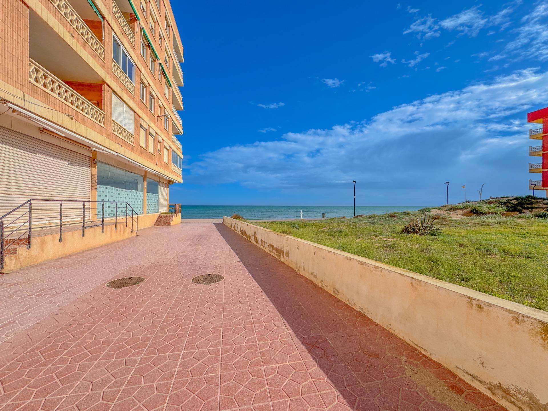 Bathroom in apartment for sale in Torrevieja