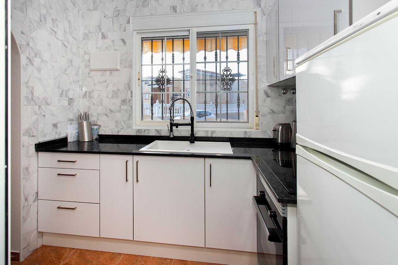 Kitchen in terraced for sale in Orihuela Costa