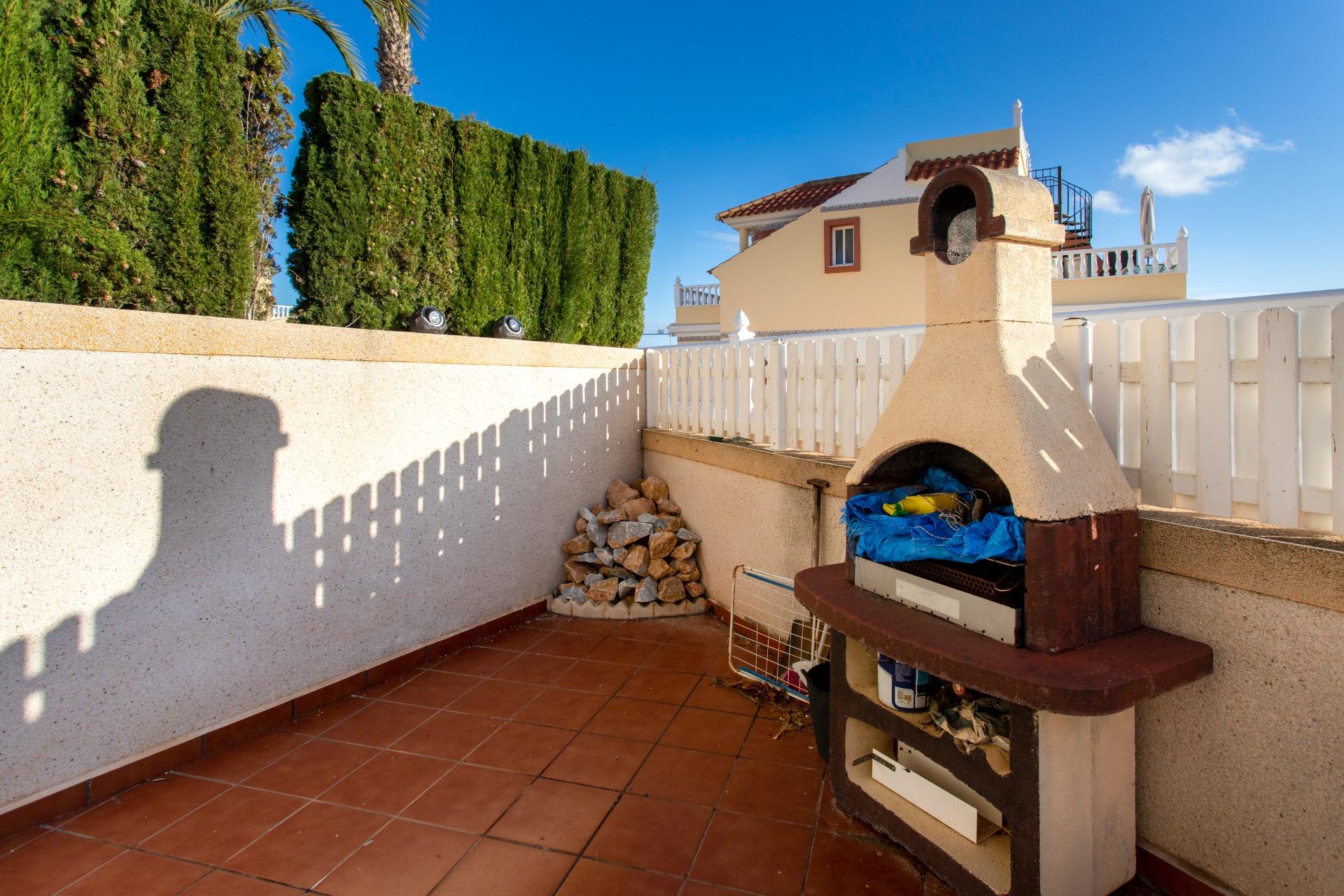 Garden in terraced for sale in Orihuela Costa