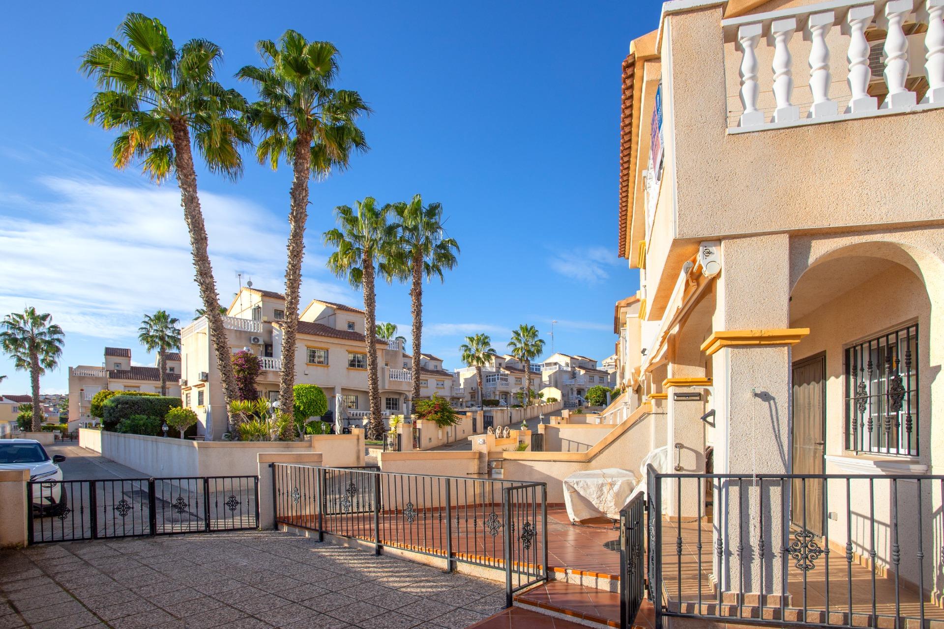 Bedroom in terraced for sale in Orihuela Costa