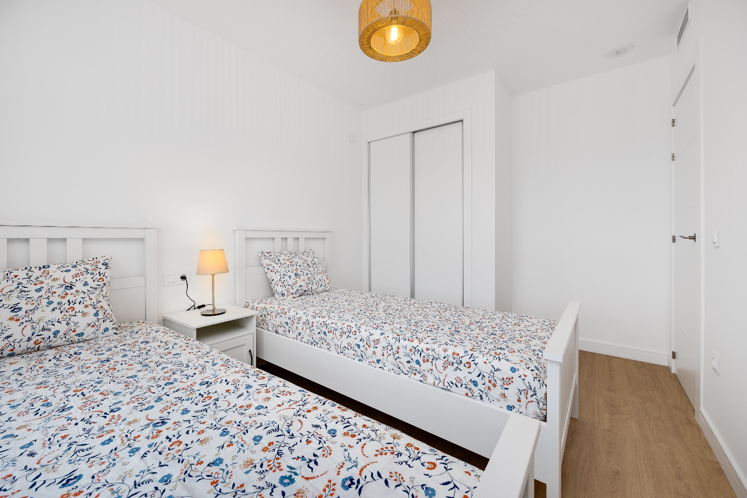 Living room in penthouse for sale in Villamartin