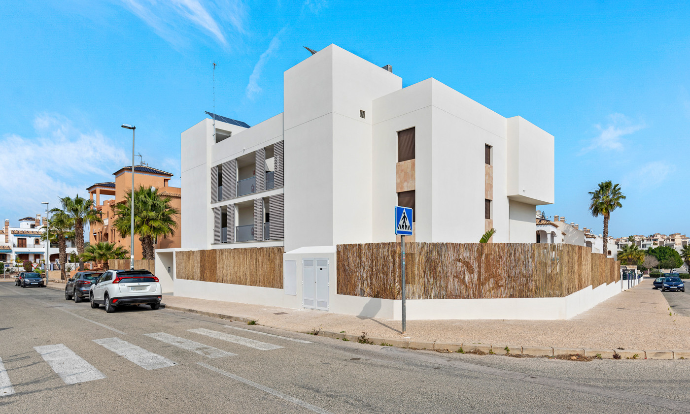 Bedroom in penthouse for sale in Villamartin