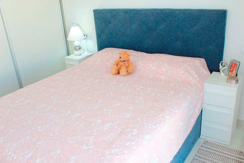 Master bedroom in villa for sale in San Miguel de Salinas