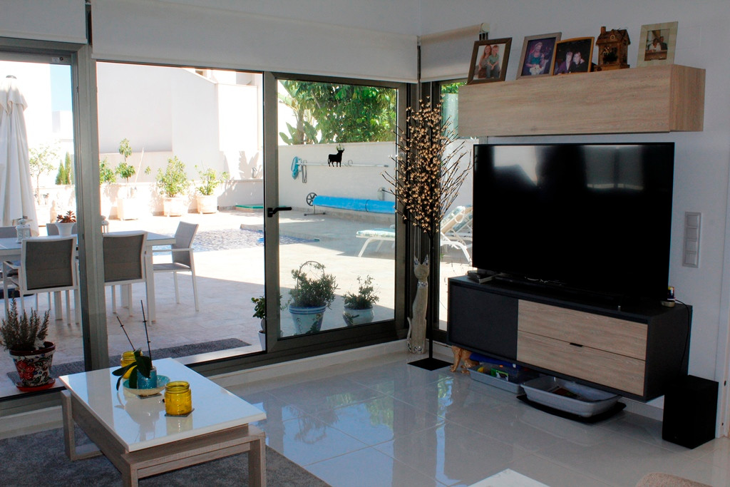 Bedroom in villa for sale in San Miguel de Salinas