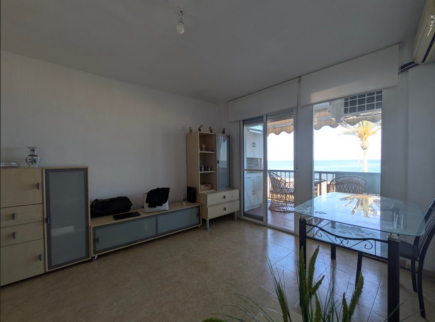 Bedroom in apartment for sale in El Campello