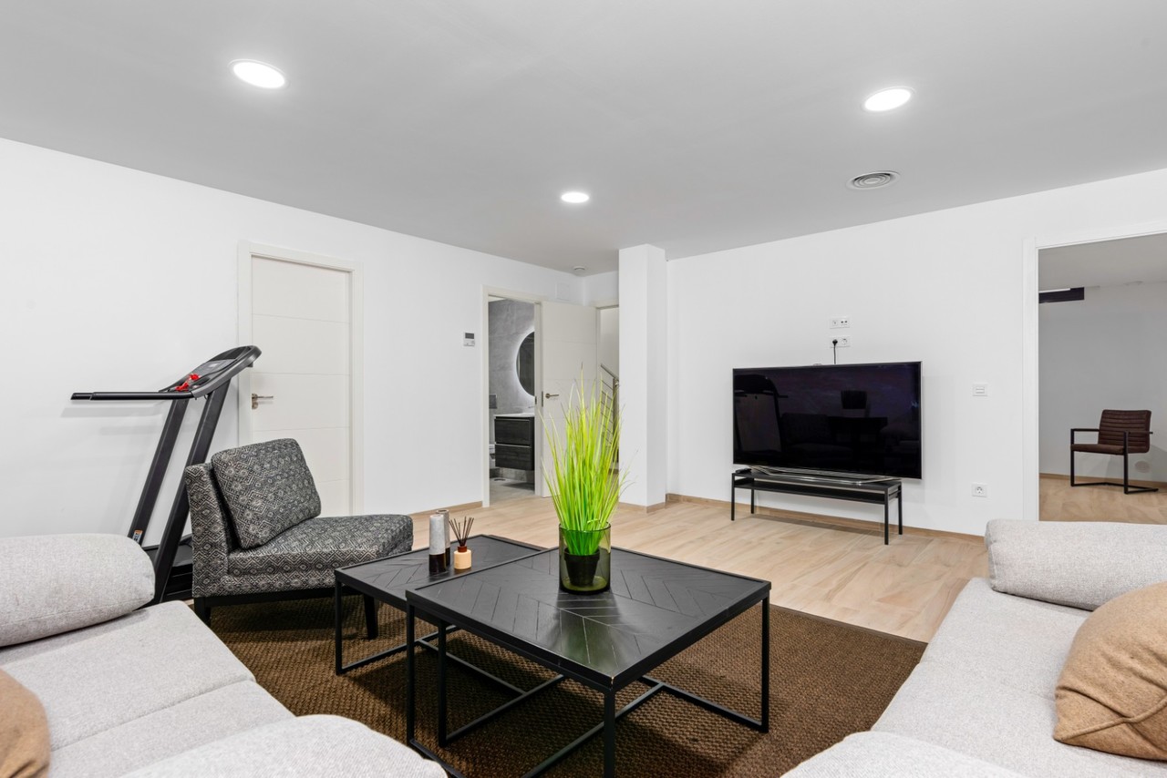 Pool area in villa for sale in Cabo Roig