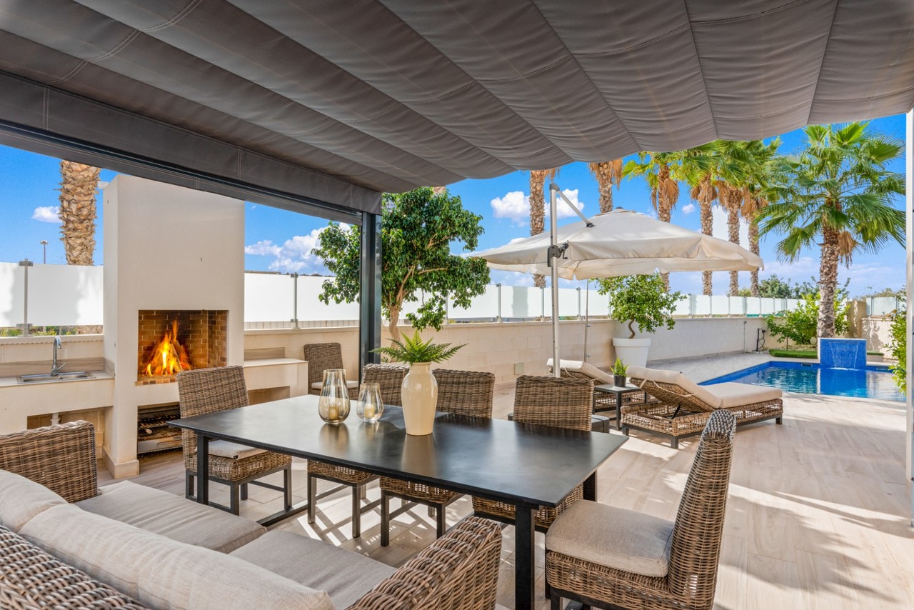 Living room in villa for sale in Cabo Roig
